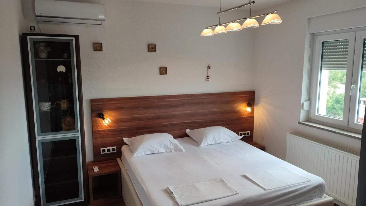 Blue Lake Luxury Rooms Grabovica Exteriör bild