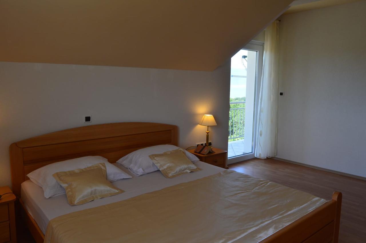 Blue Lake Luxury Rooms Grabovica Exteriör bild